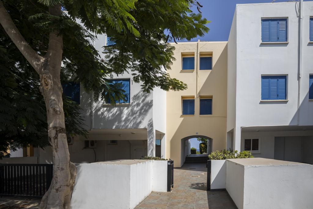 Protaras Beachfront Sirina Lina Suite 帕拉利米尼 外观 照片