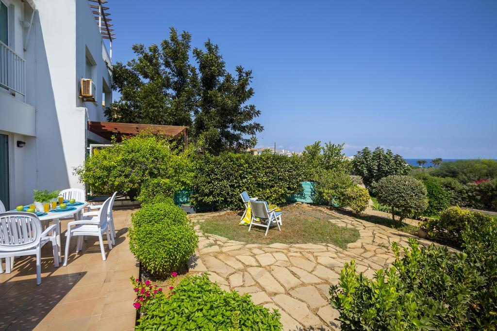Protaras Beachfront Sirina Lina Suite 帕拉利米尼 外观 照片