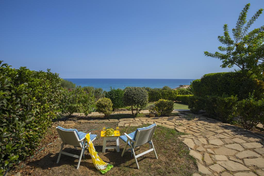Protaras Beachfront Sirina Lina Suite 帕拉利米尼 外观 照片