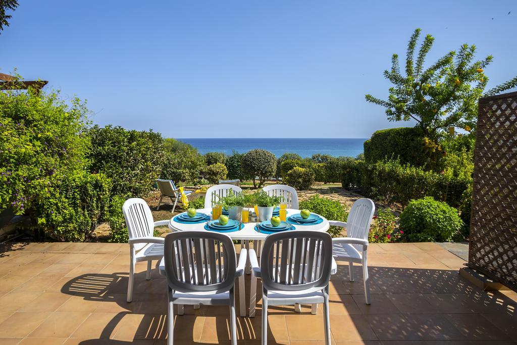 Protaras Beachfront Sirina Lina Suite 帕拉利米尼 外观 照片